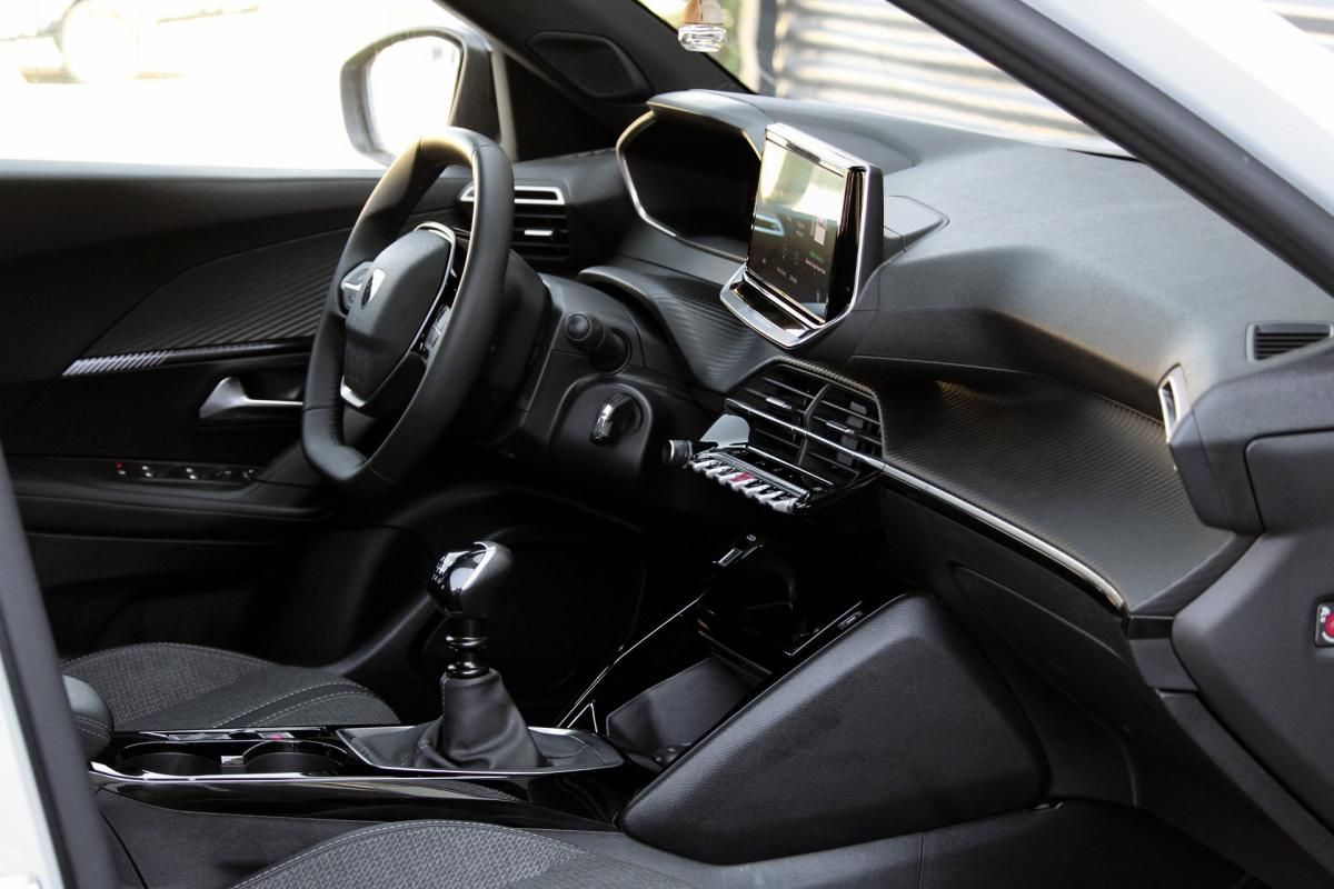 peugeot-2008-2025-gasolina-1199cc