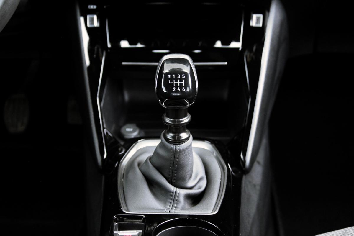 peugeot-2008-2025-gasolina-1199cc