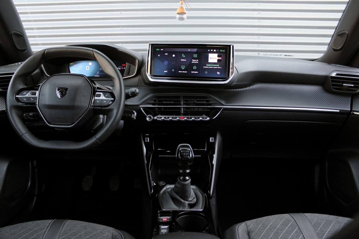 peugeot-2008-2025-gasolina-1199cc