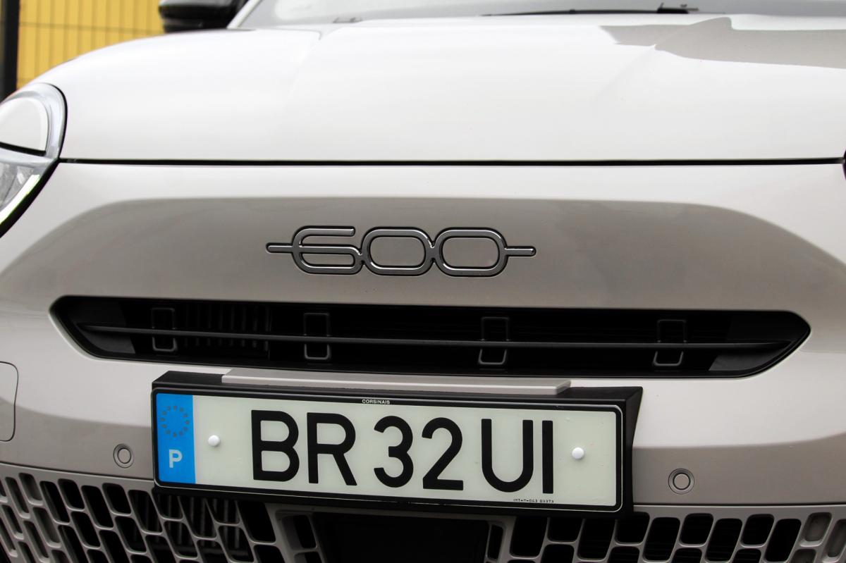 fiat-600-2025-gasolina-1199cc