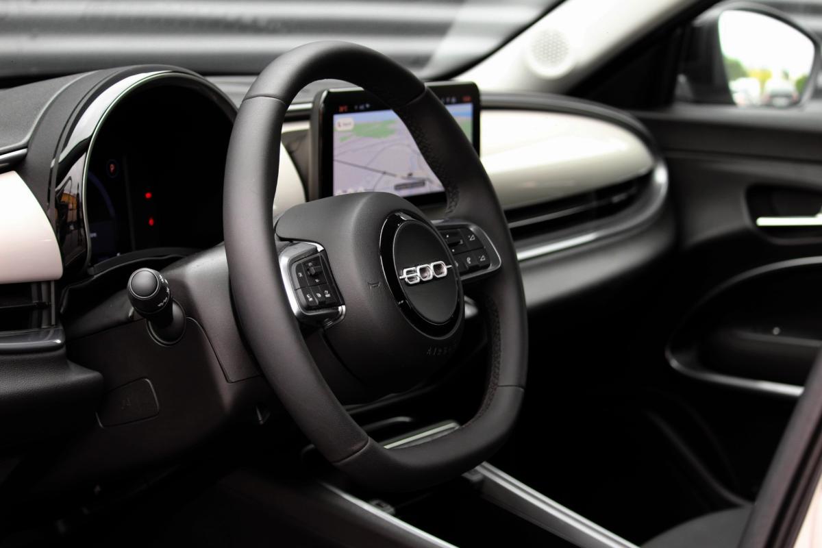 fiat-600-2025-gasolina-1199cc