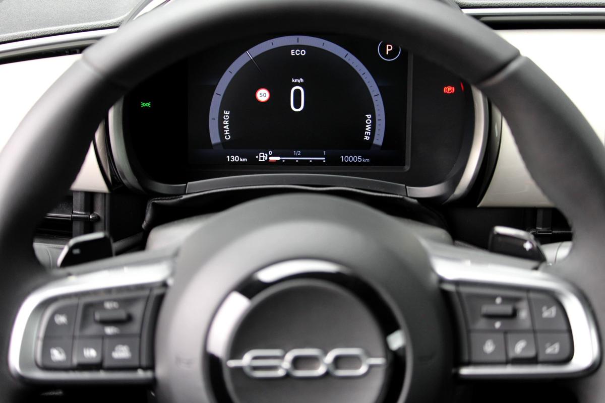 fiat-600-2025-gasolina-1199cc