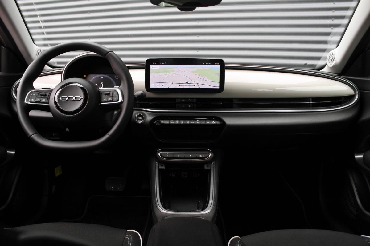 fiat-600-2025-gasolina-1199cc