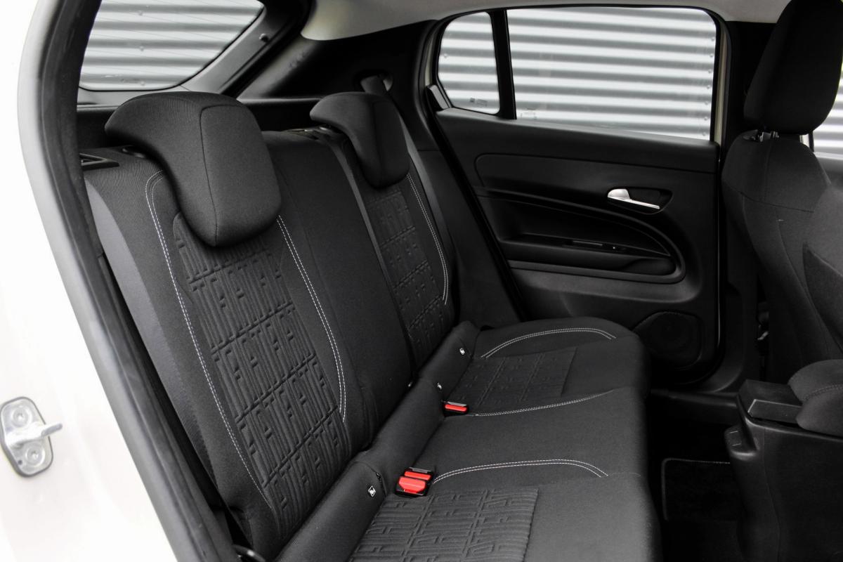 fiat-600-2025-gasolina-1199cc
