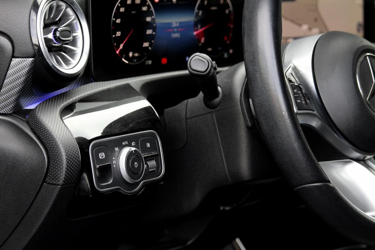 mercedes-benz-classe-a-2023-gasolina-1332cc