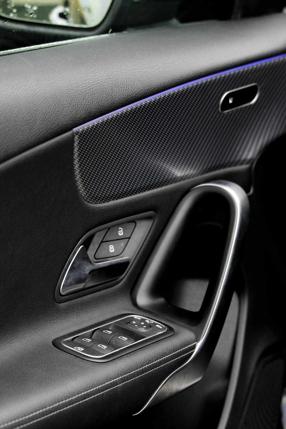 mercedes-benz-classe-a-2023-gasolina-1332cc