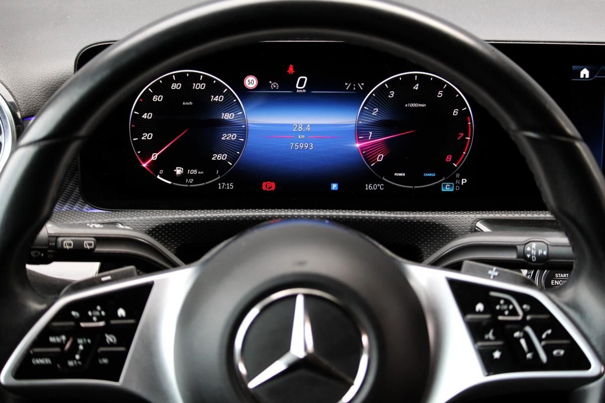 mercedes-benz-classe-a-2023-gasolina-1332cc
