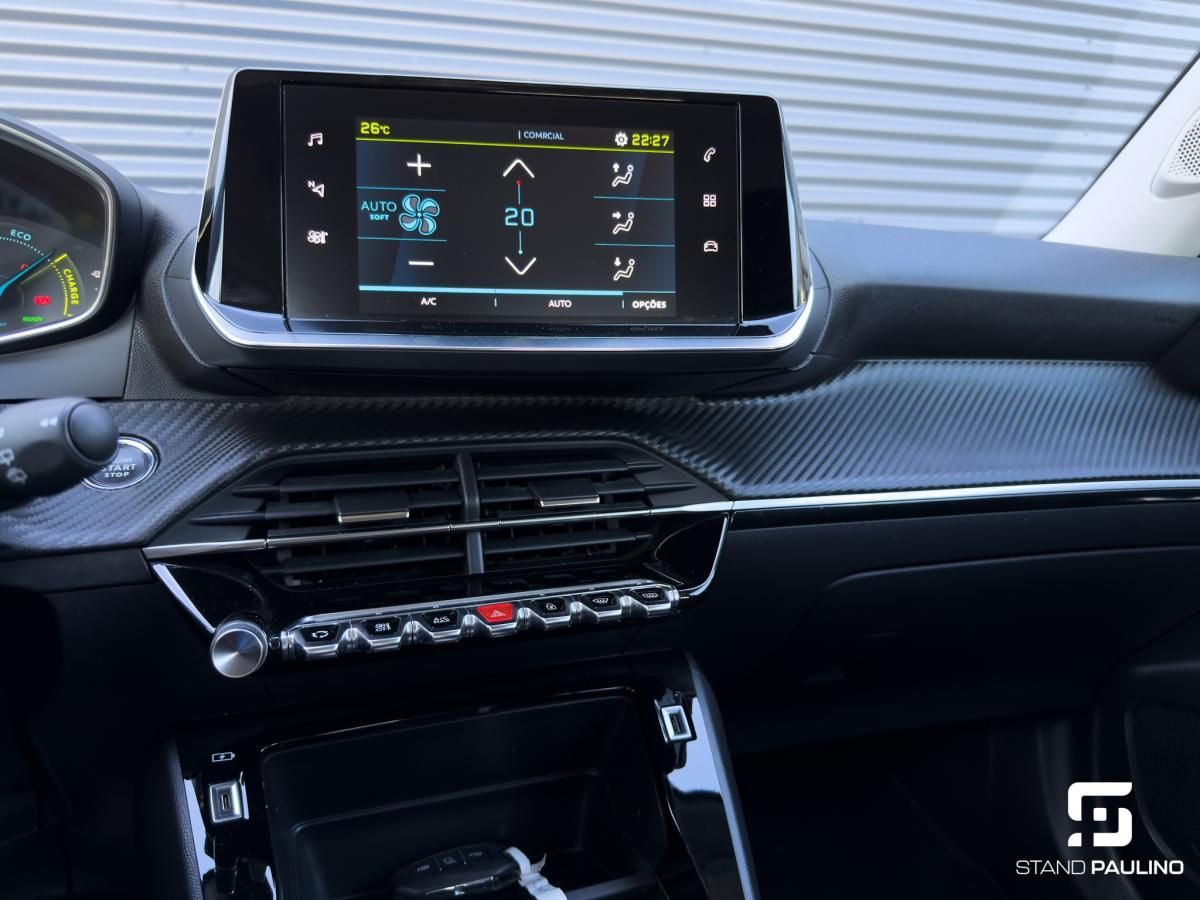 peugeot-2008-2022-eletrico-0cc
