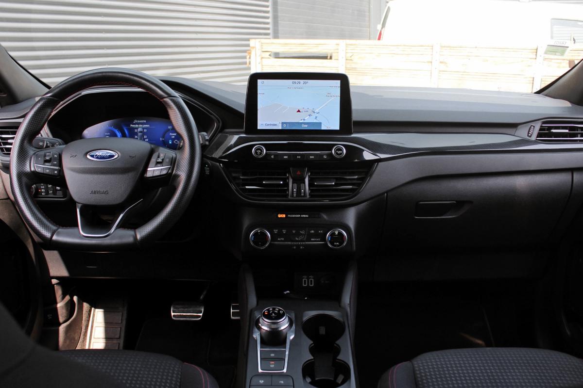 ford-kuga-2022-hibrido-a-gasolina-2488cc