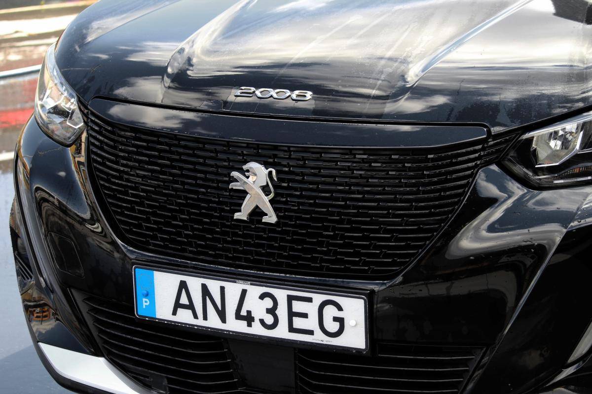 peugeot-2008-2021-eletrico-0cc