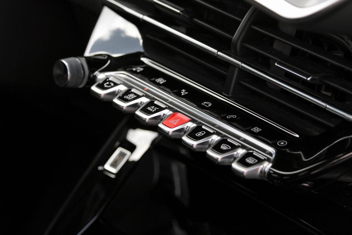 peugeot-2008-2021-eletrico-0cc
