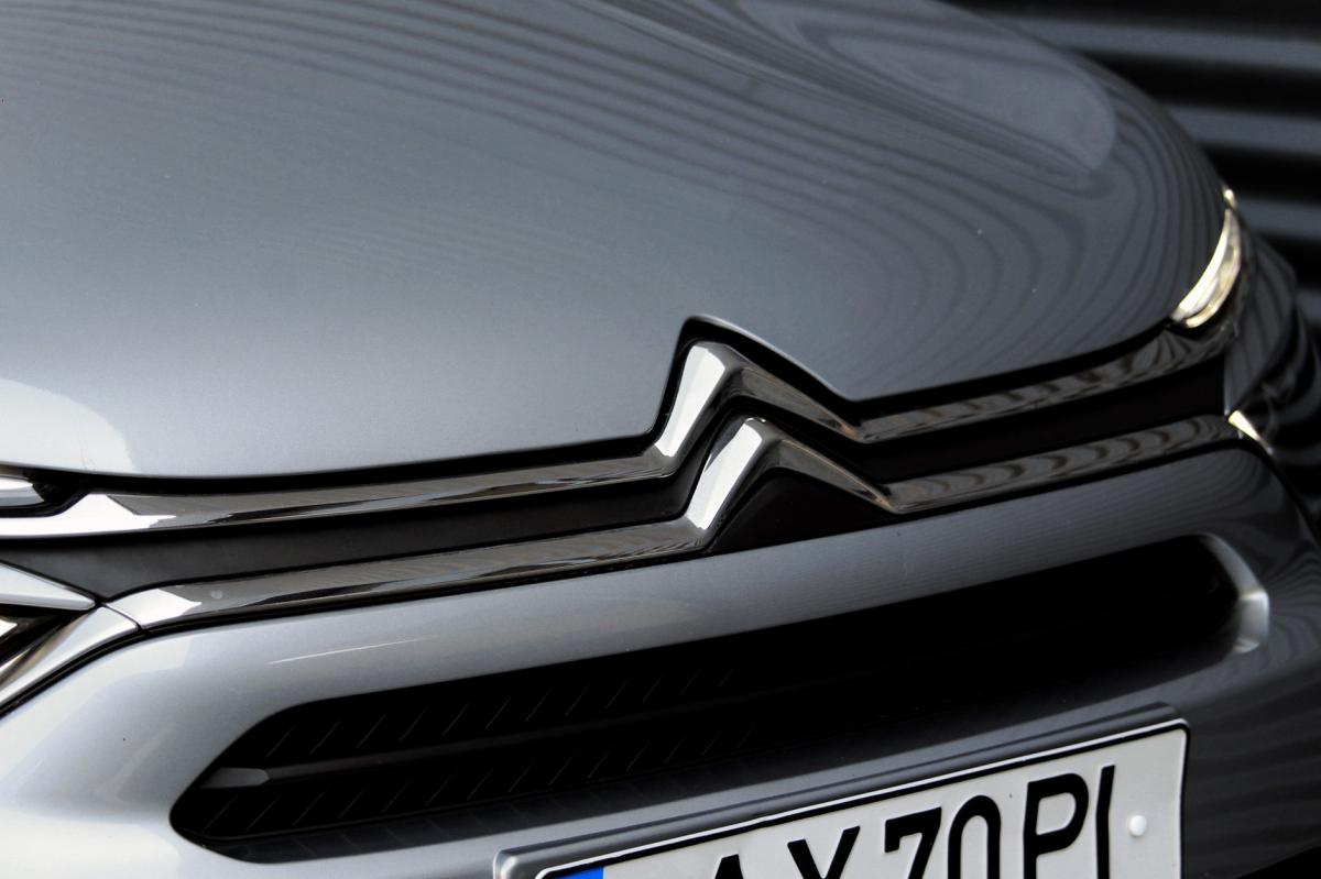 citroen-c4-2023-eletrico-0cc