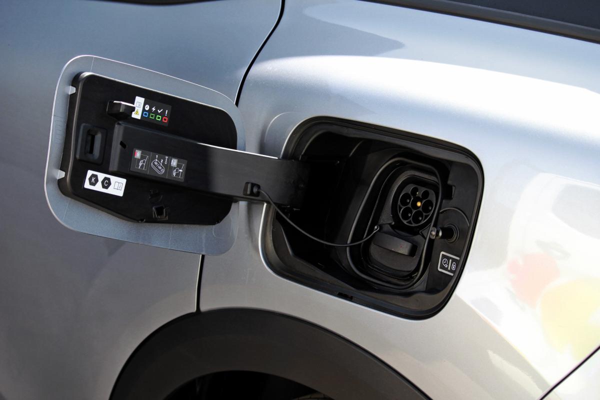 citroen-c4-2023-eletrico-0cc