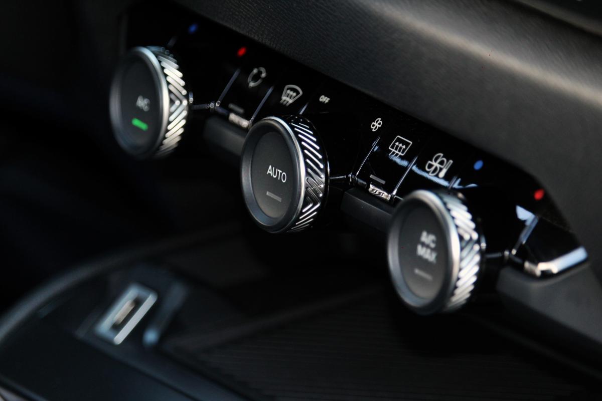 citroen-c4-2023-eletrico-0cc