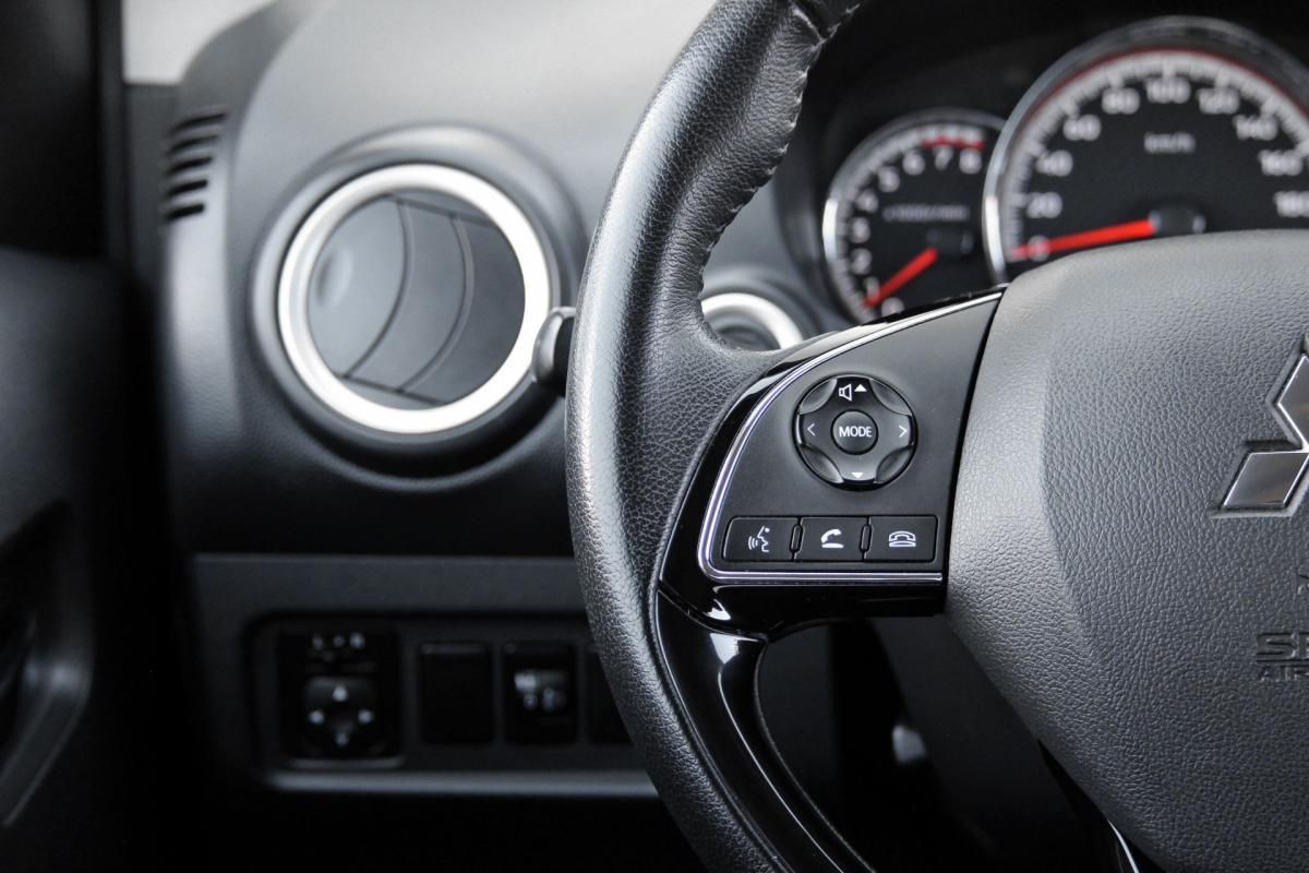mitsubishi-space-star-2023-gasolina-1193cc