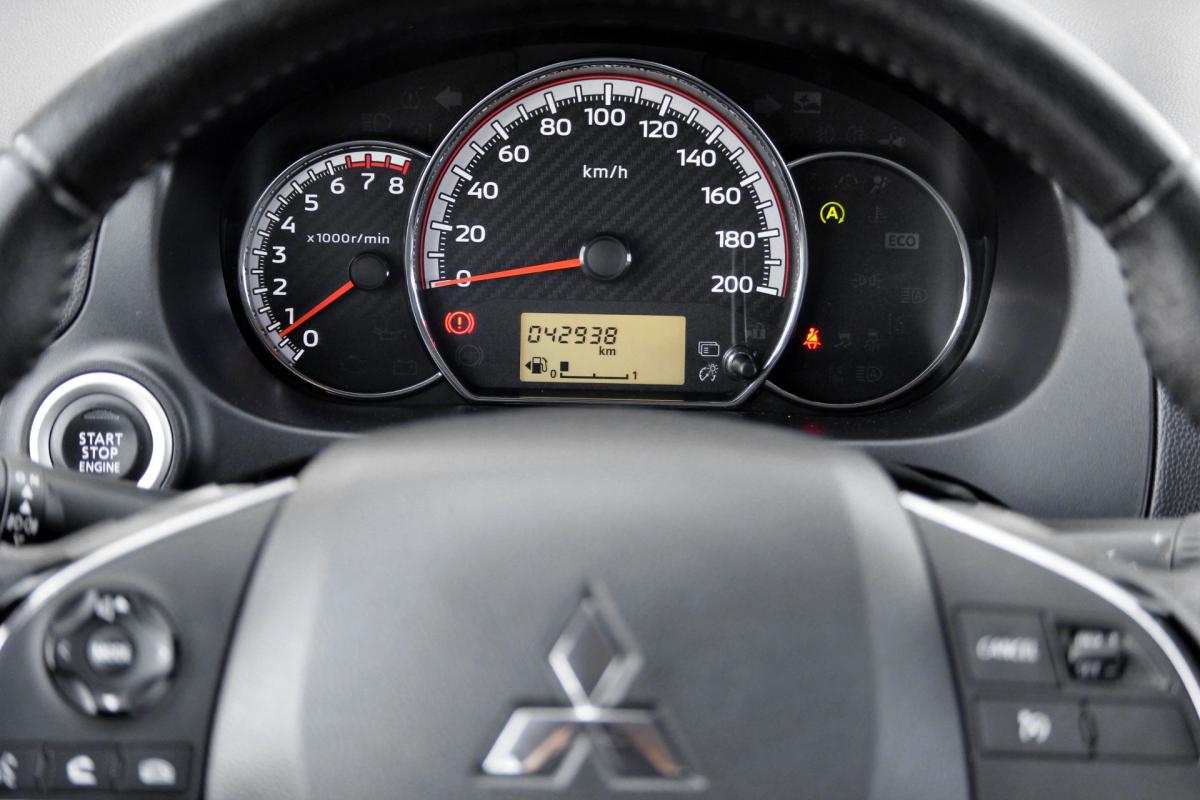 mitsubishi-space-star-2023-gasolina-1193cc