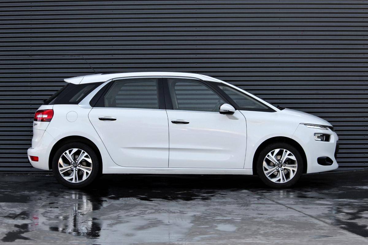 citroen-c4-picasso-2015-diesel-1560cc