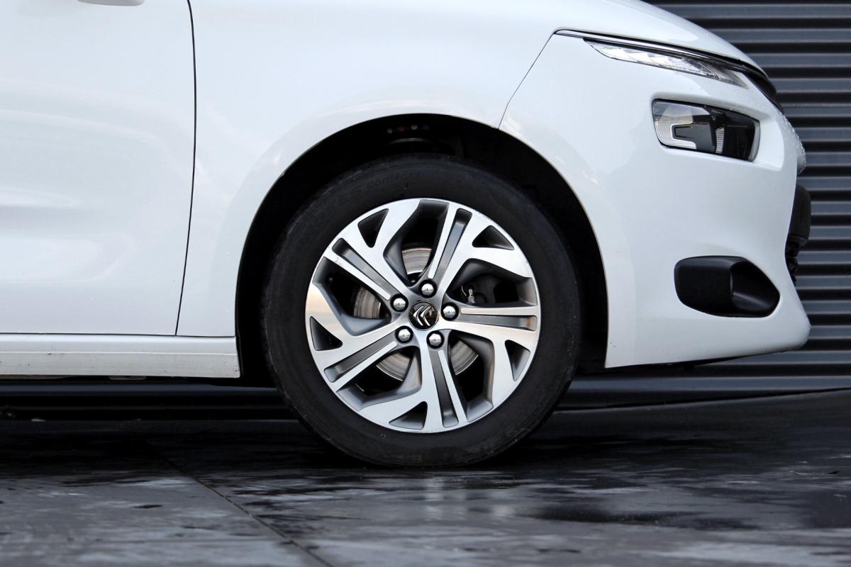 citroen-c4-picasso-2015-diesel-1560cc