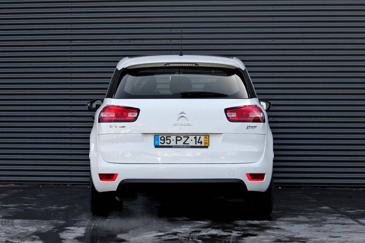 citroen-c4-picasso-2015-diesel-1560cc