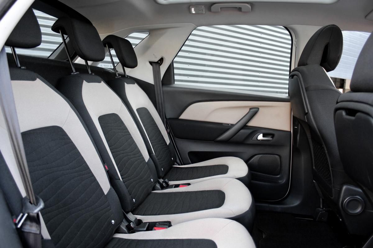 citroen-c4-picasso-2015-diesel-1560cc