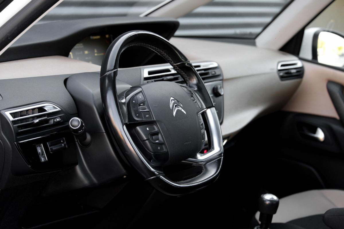 citroen-c4-picasso-2015-diesel-1560cc