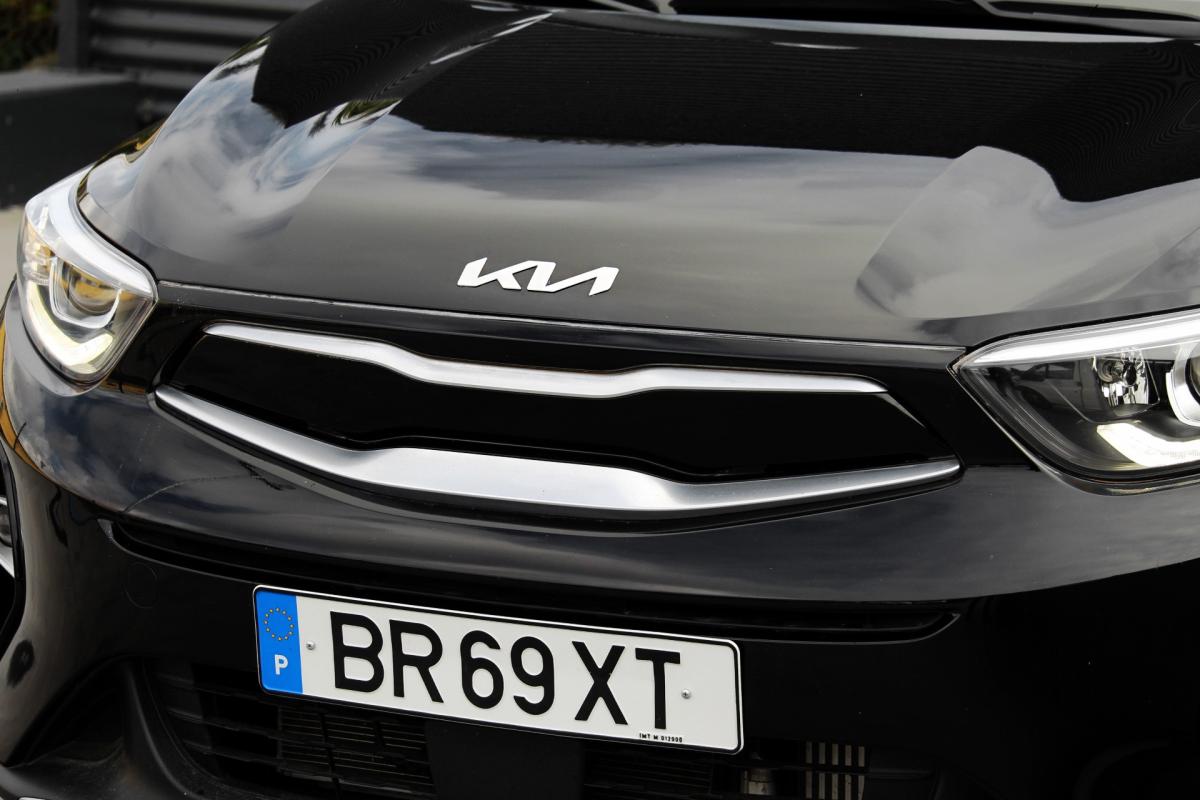 kia-stonic-2025-gasolina-998cc