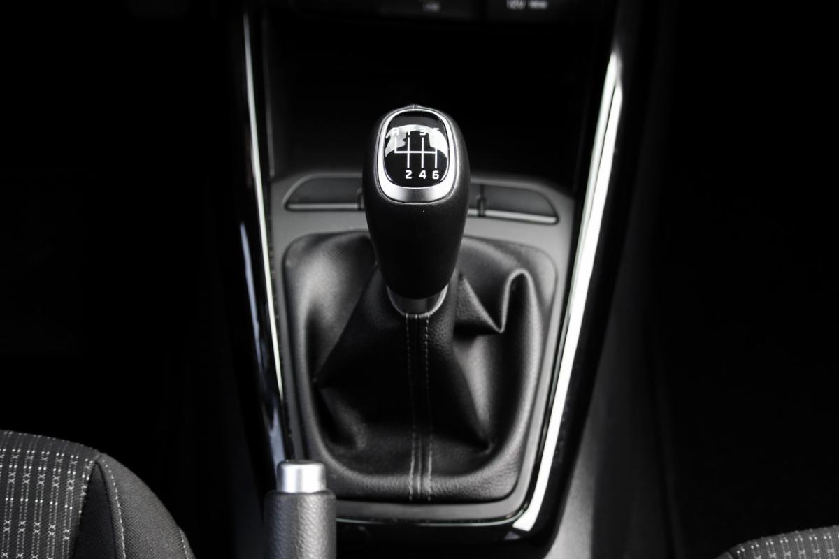 kia-stonic-2025-gasolina-998cc