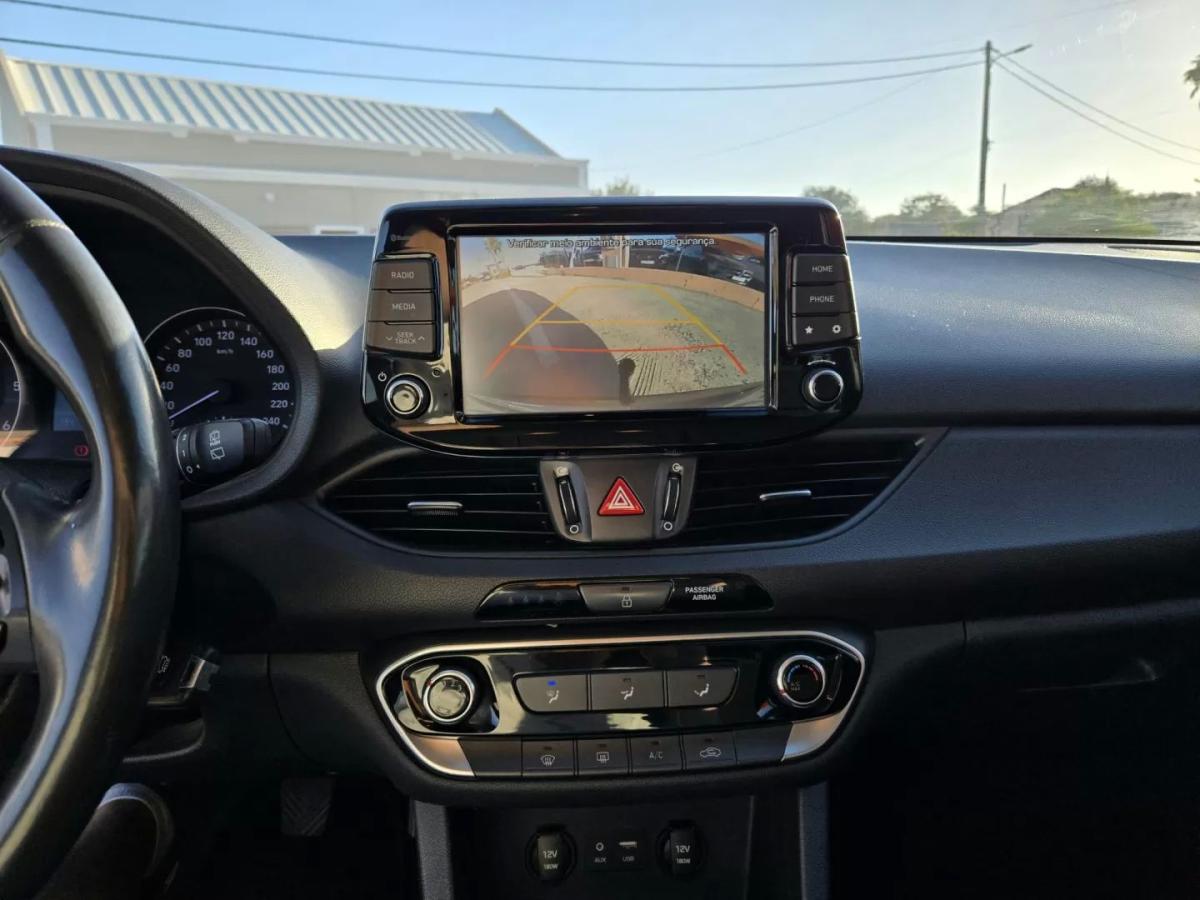 hyundai-i30-sw-2019-diesel-1598cc