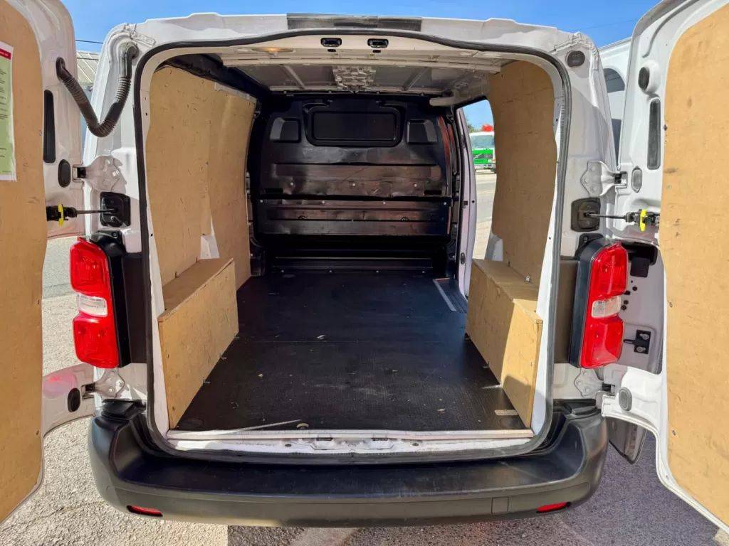 fiat-scudo-2022-diesel-1499cc