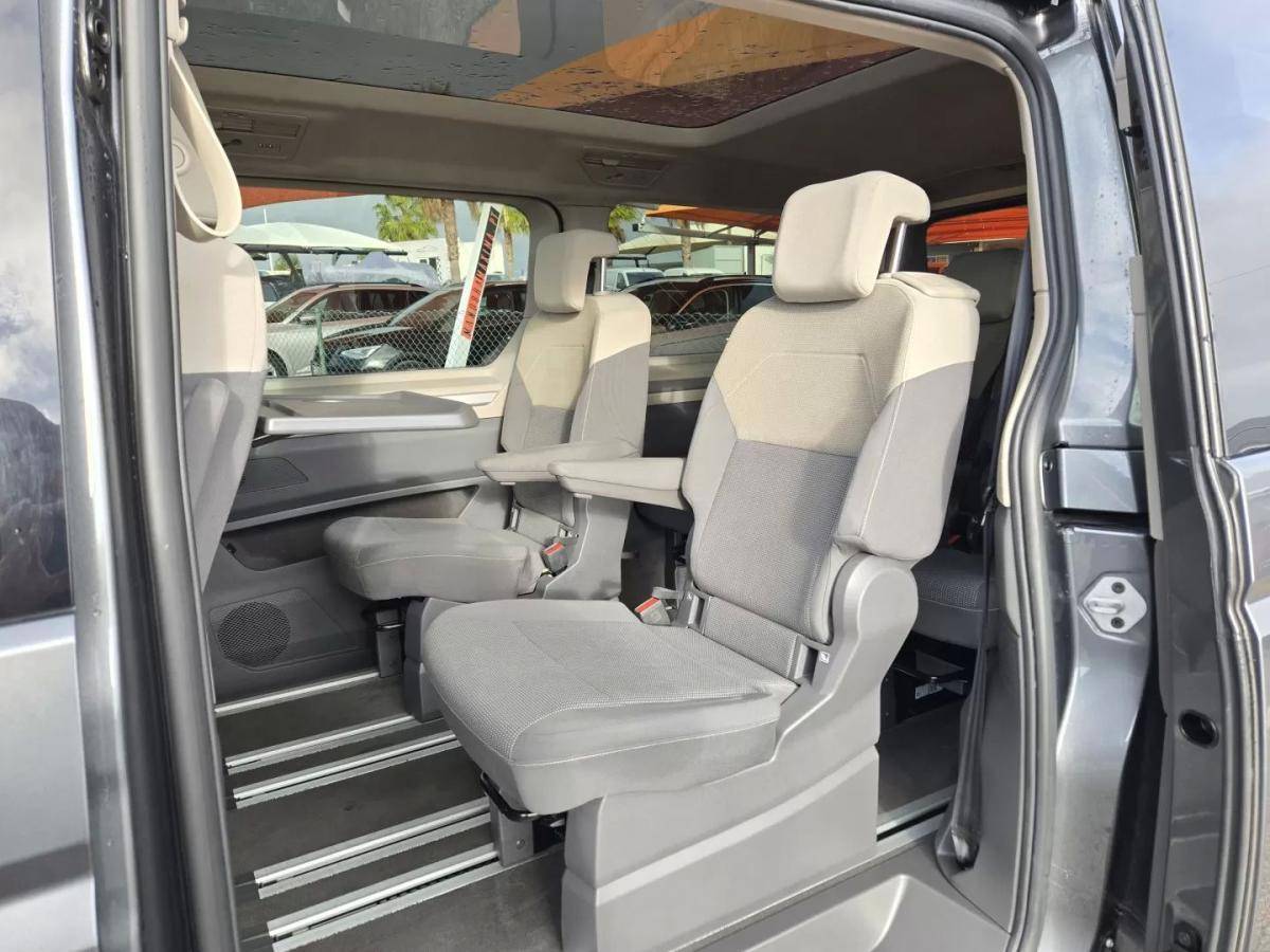volkswagen-caravelle-2023-diesel-1968cc
