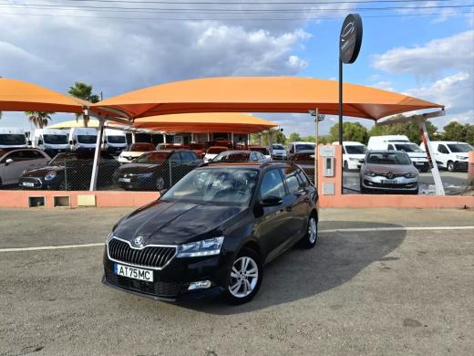 skoda-fabia-break-2022-gasolina-999cc