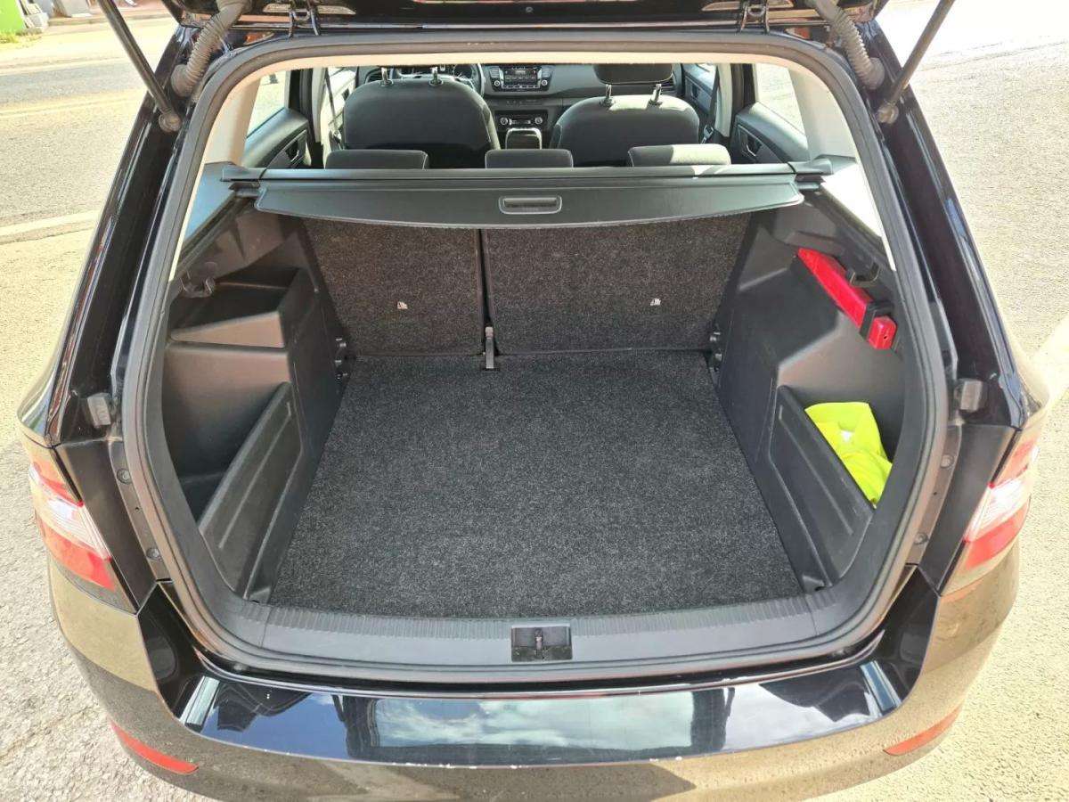 skoda-fabia-break-2022-gasolina-999cc