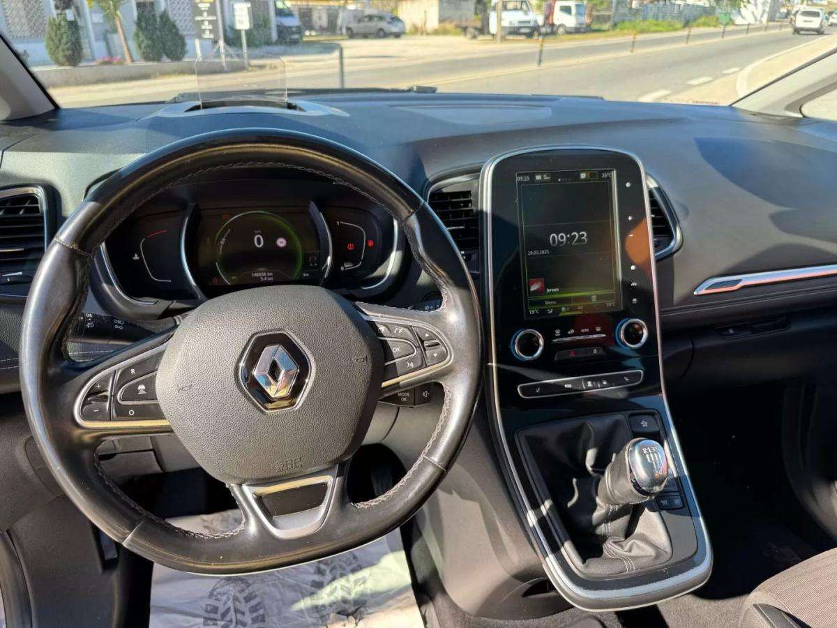 renault-grand-scenic-2018-diesel-1461cc