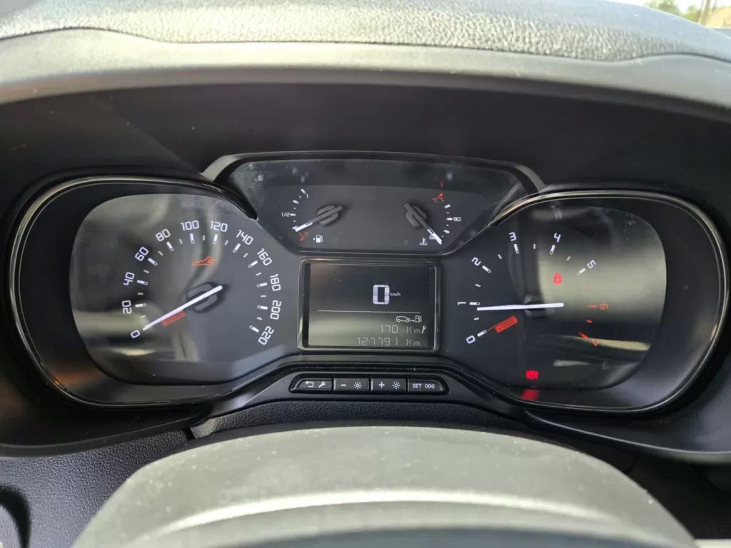 fiat-doblo-2023-diesel-1499cc