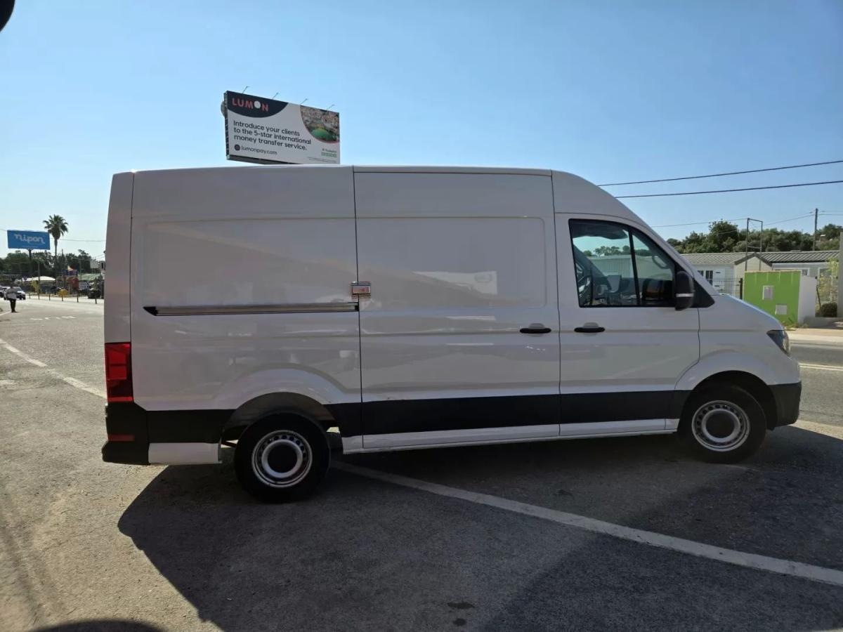 volkswagen-crafter-2025-diesel-1968cc