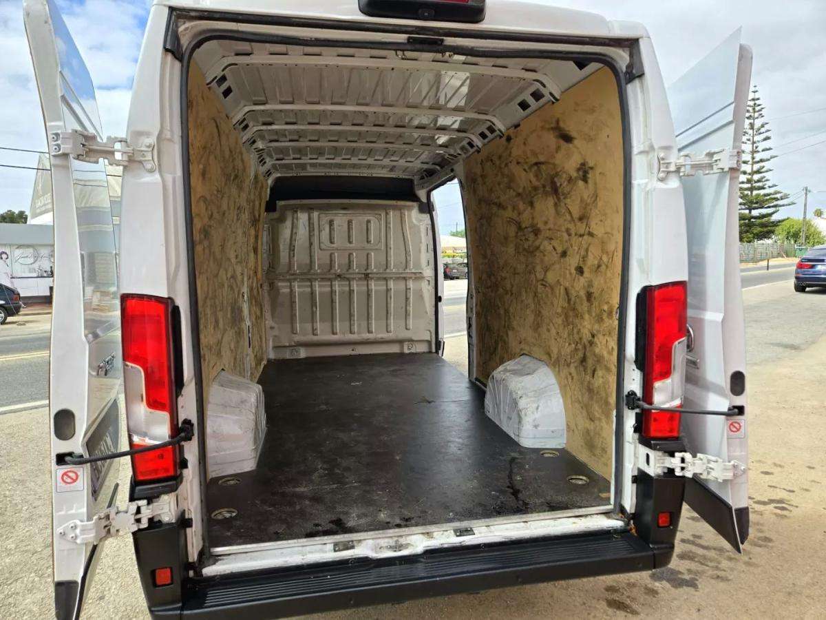 fiat-ducato-2022-diesel-2184cc