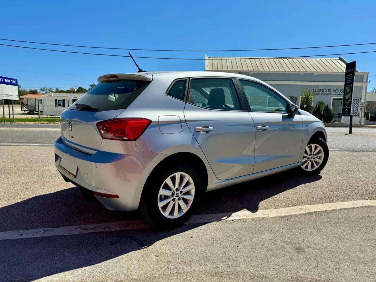 seat-ibiza-2023-gasolina-999cc