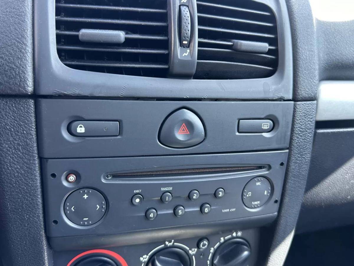 renault-clio-2002-gasolina-1149cc