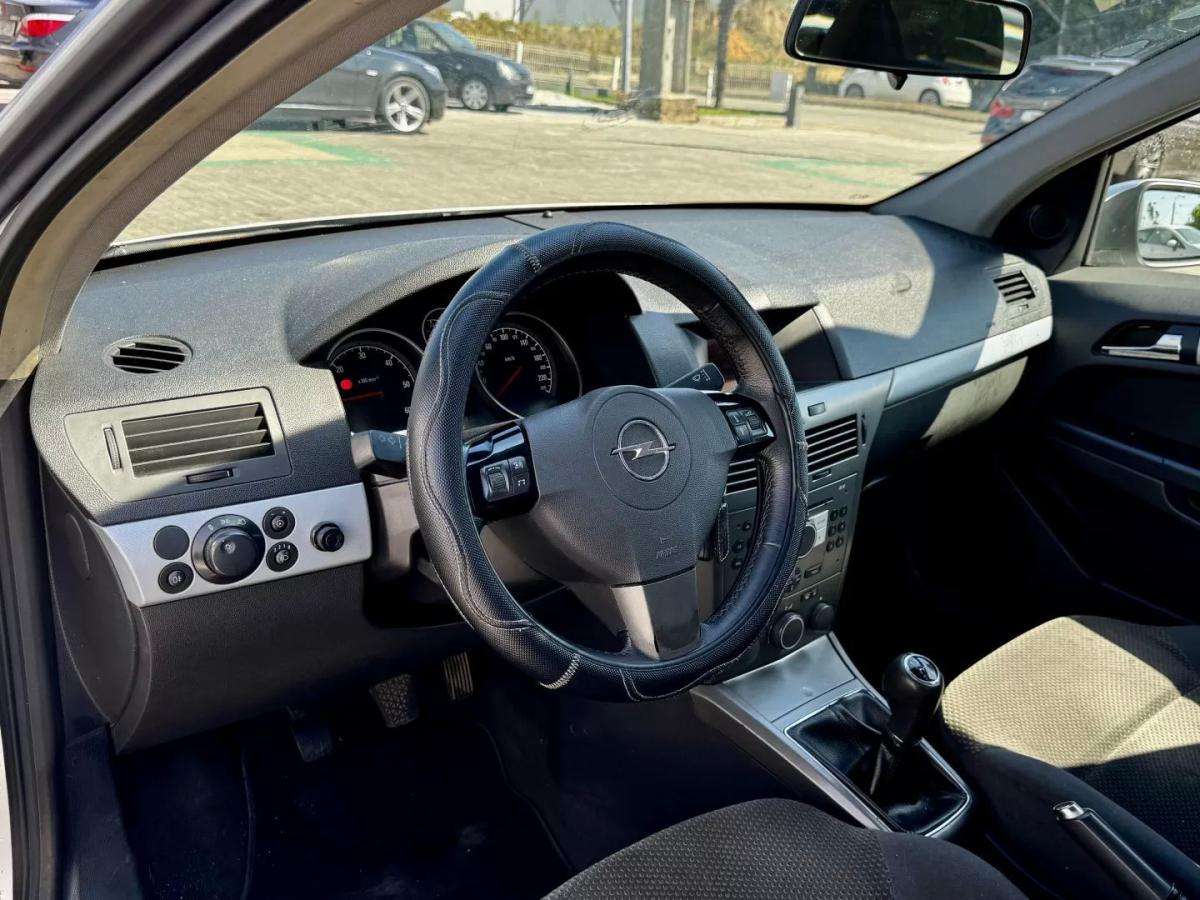 opel-astra-caravan-2005-diesel-1248cc
