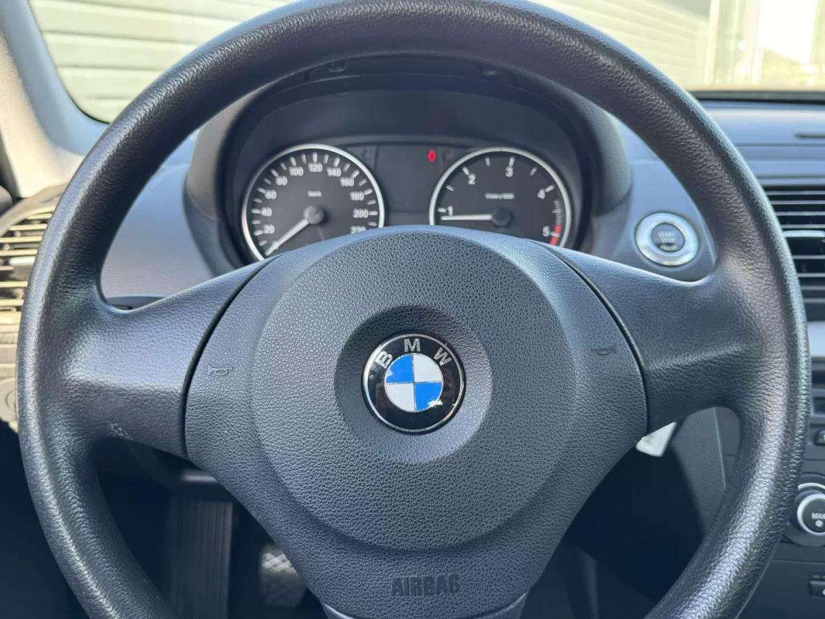 bmw-serie-1-2009-diesel-1995cc