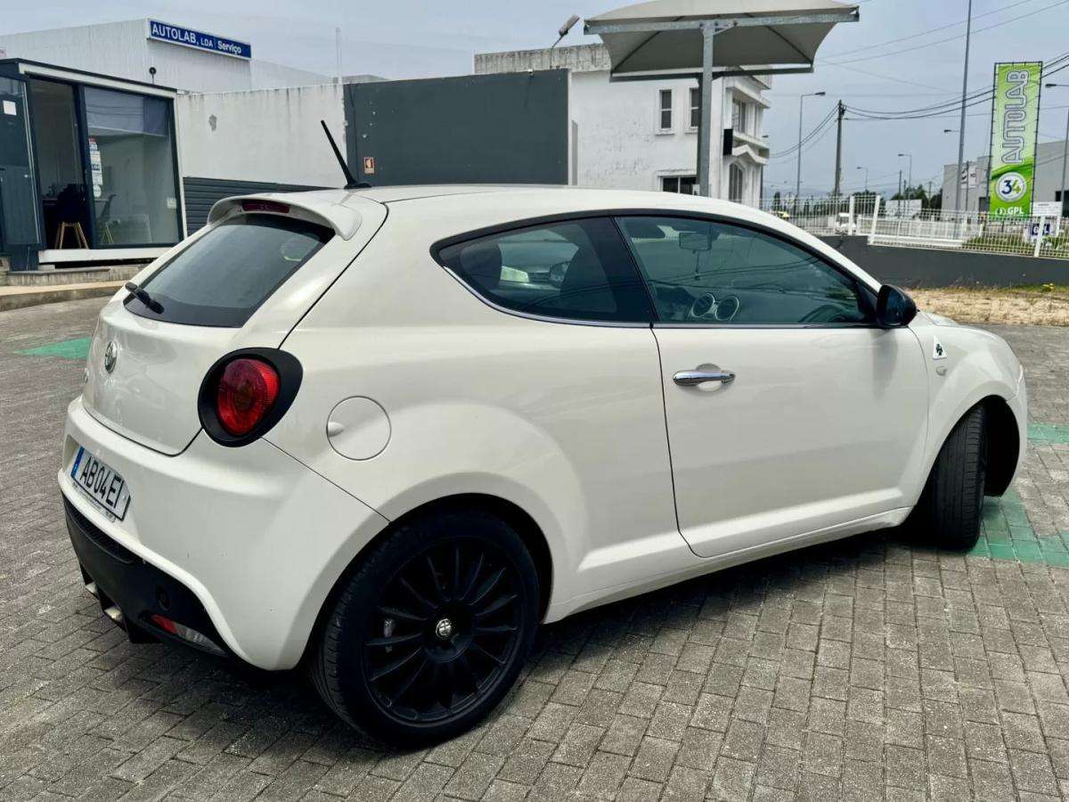 alfa-romeo-mito-2011-gasolina-1368cc