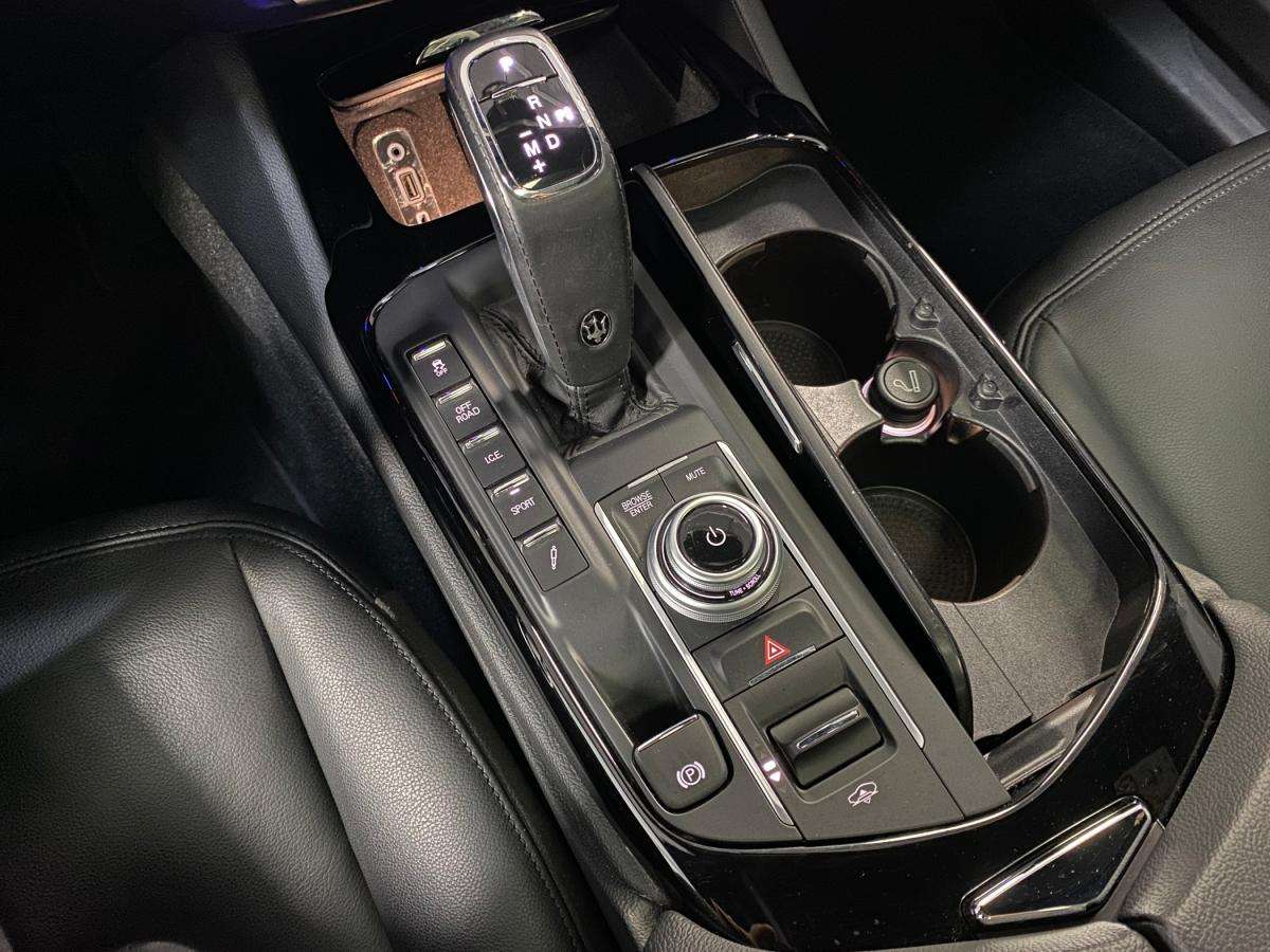 maserati-levante-2022-gasolina-1995cc