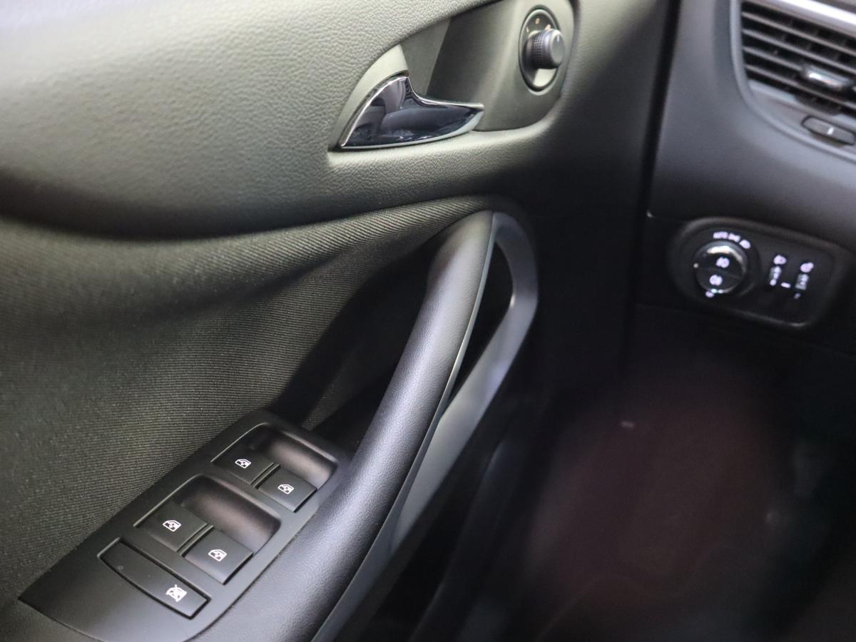 opel-zafira-2019-diesel-1598cc