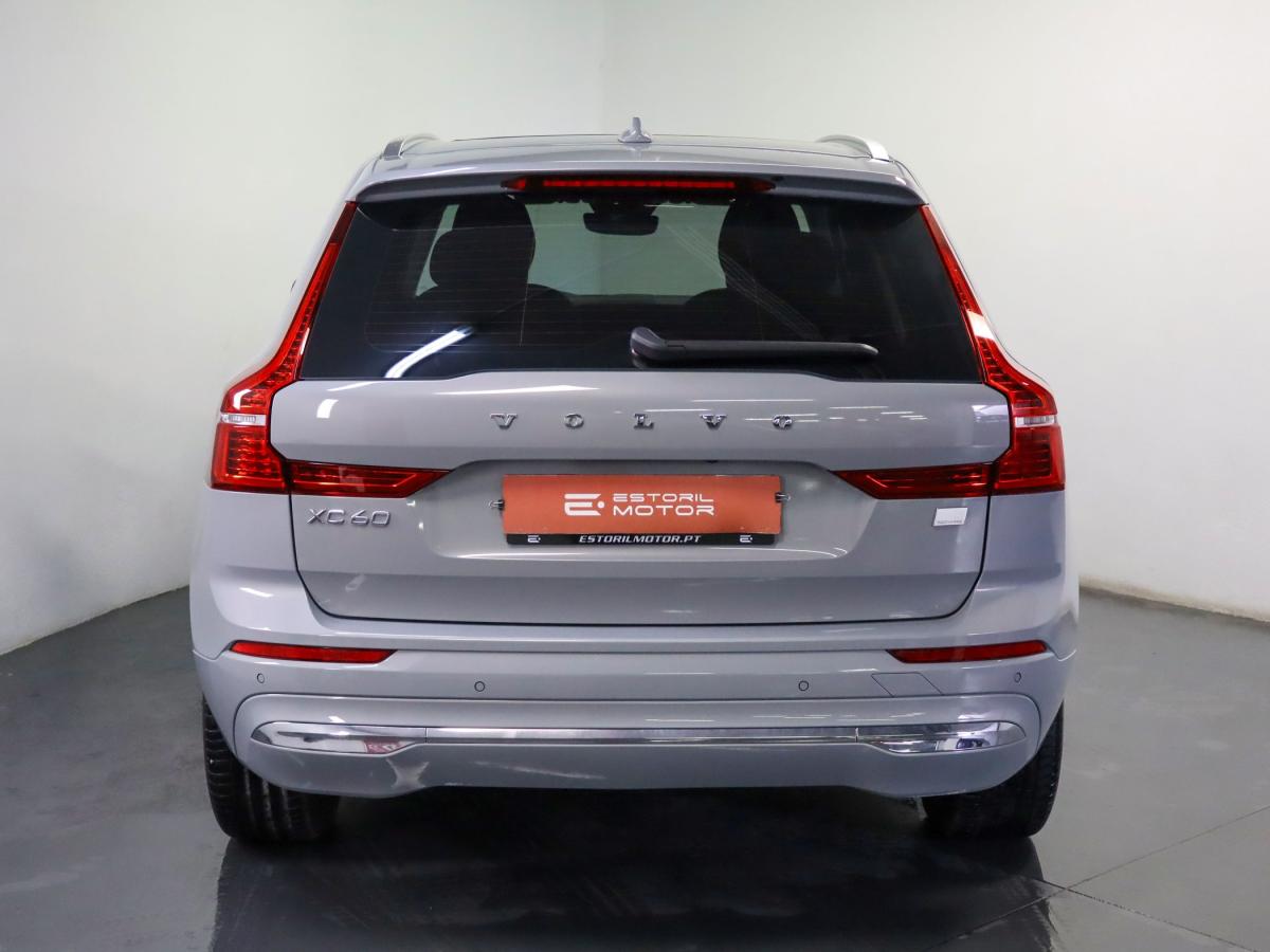 volvo-xc60-2023-hibrido-a-gasolina-1969cc