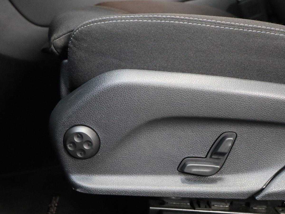 mercedes-benz-glc-2018-diesel-2143cc