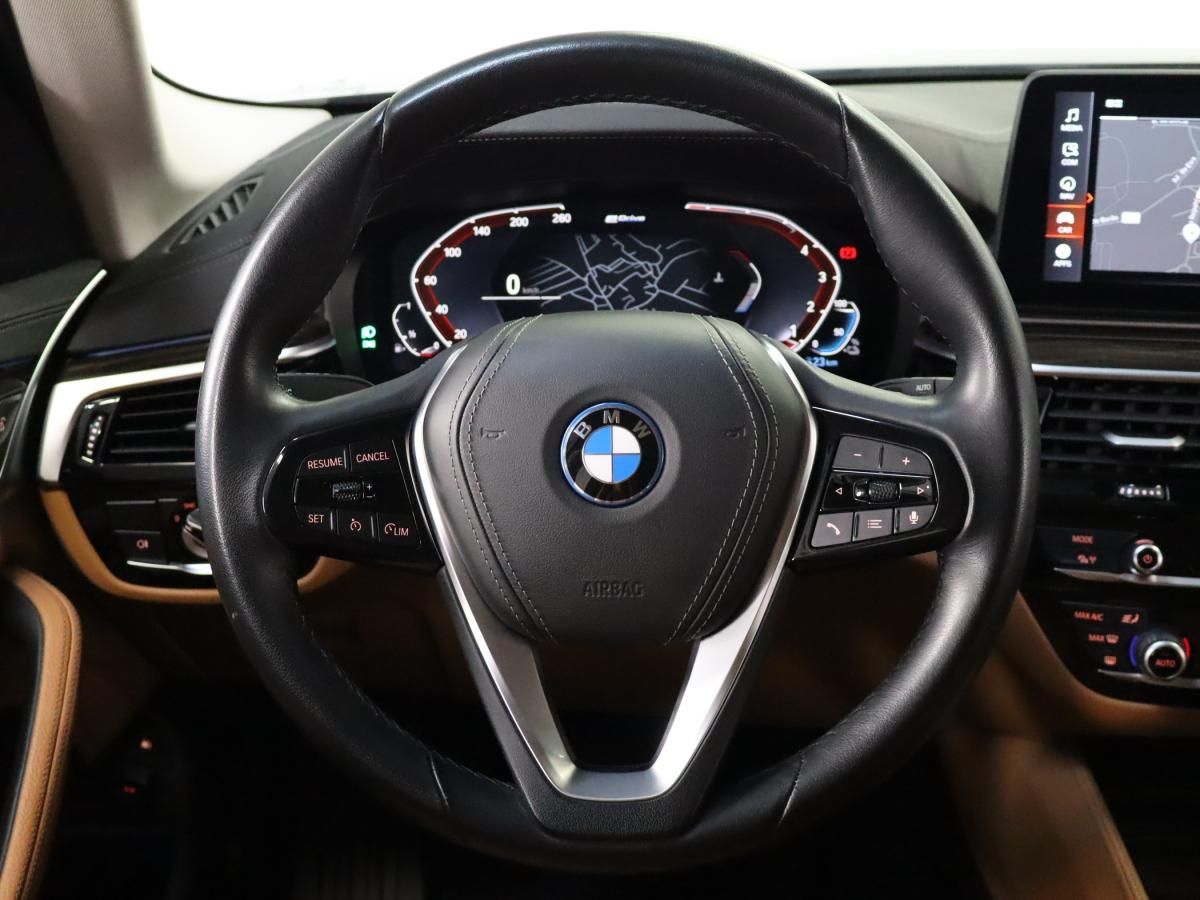bmw-serie-5-2023-hibrido-a-gasolina-1998cc