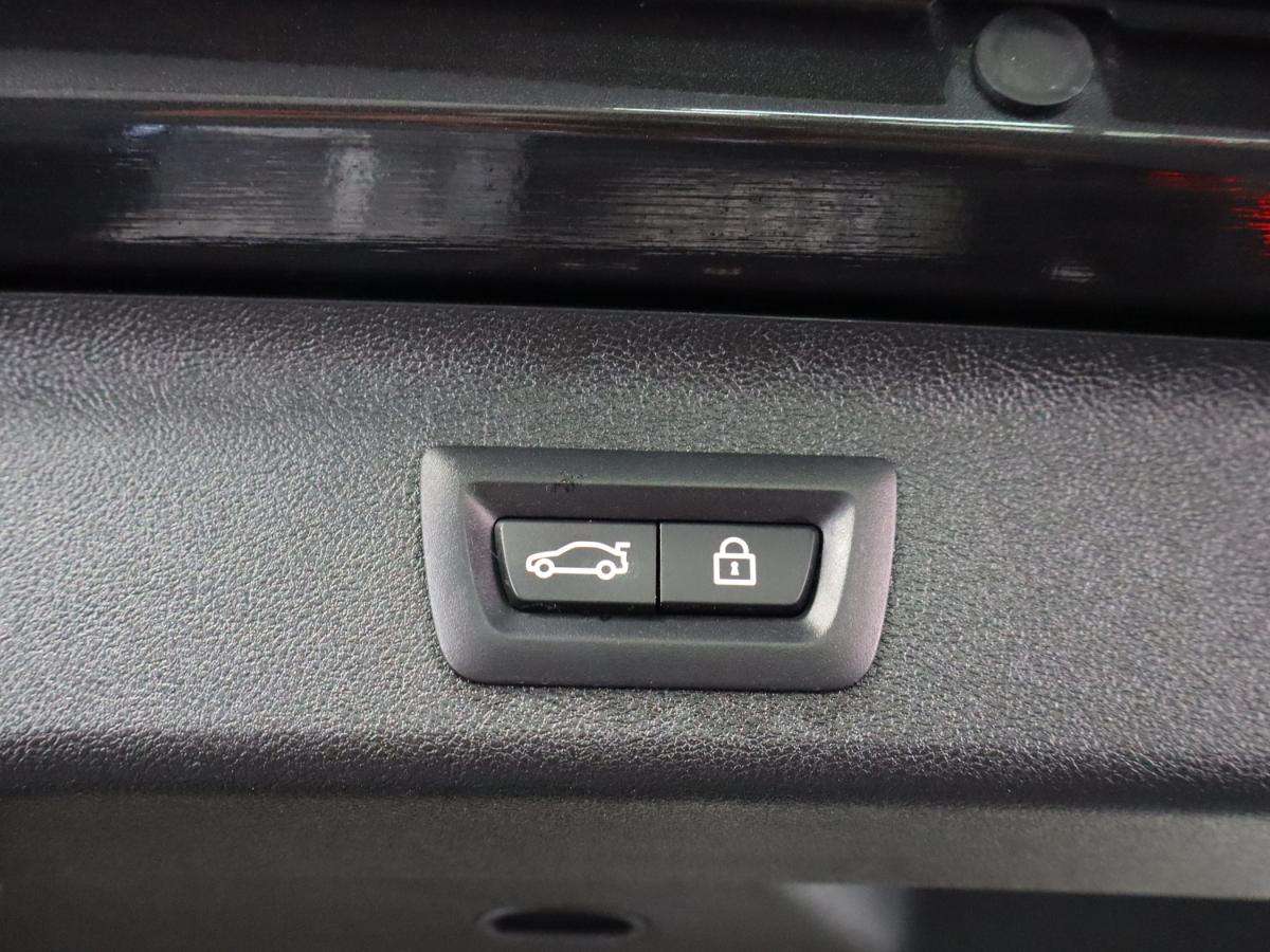 bmw-serie-5-2023-hibrido-a-gasolina-1998cc