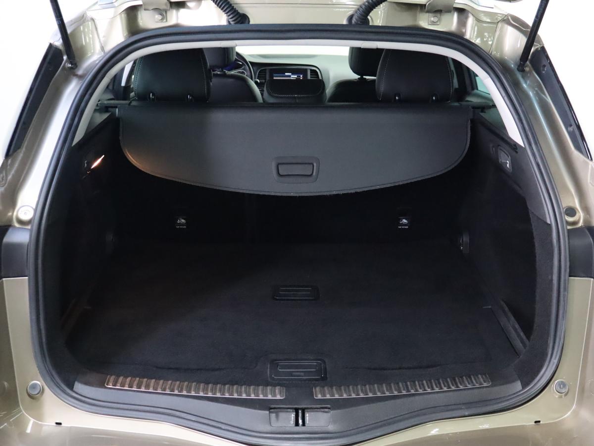 renault-megane-sport-tourer-2018-gasolina-1197cc