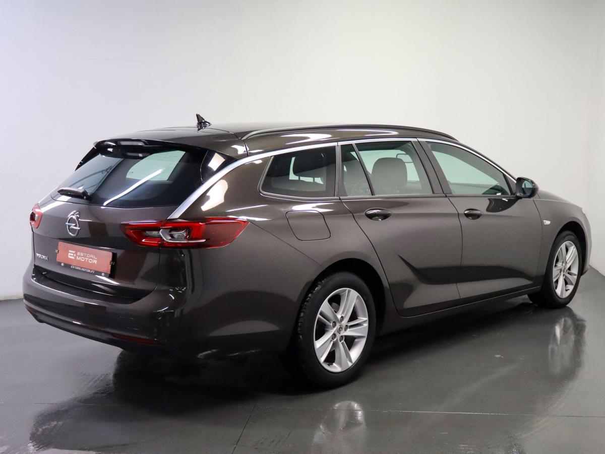 opel-insignia-sports-tourer-2022-diesel-1496cc