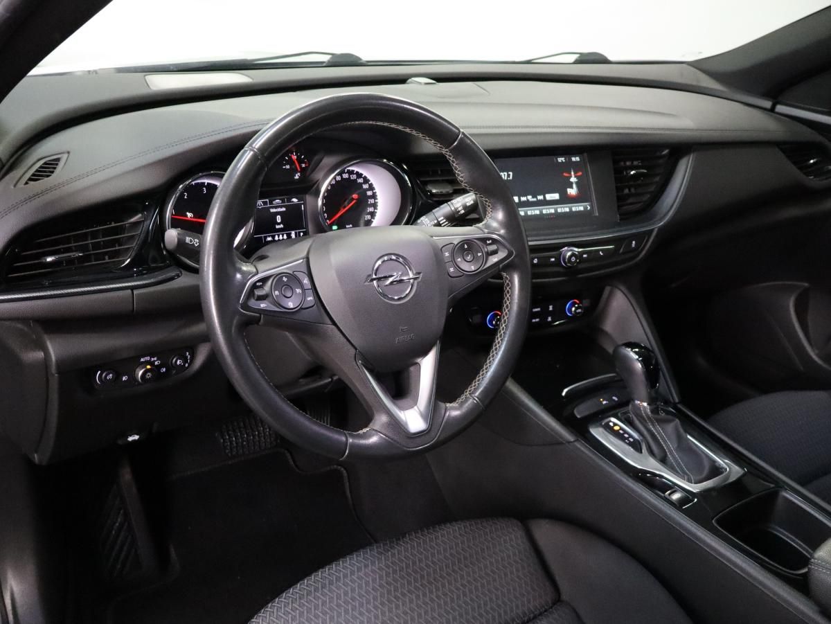 opel-insignia-sports-tourer-2022-diesel-1496cc
